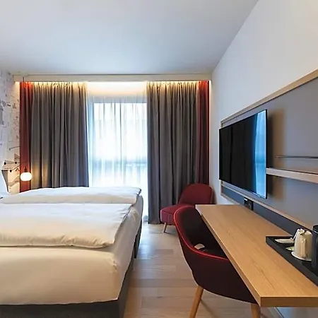 Intercityhotel Hotel 4*
