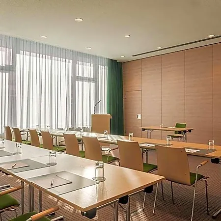 Intercityhotel Hotel 4*